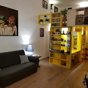 https://graziella-27.hotels-amalfi.com